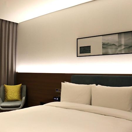 Hilton Garden Inn Seoul Gangnam ภายนอก รูปภาพ
