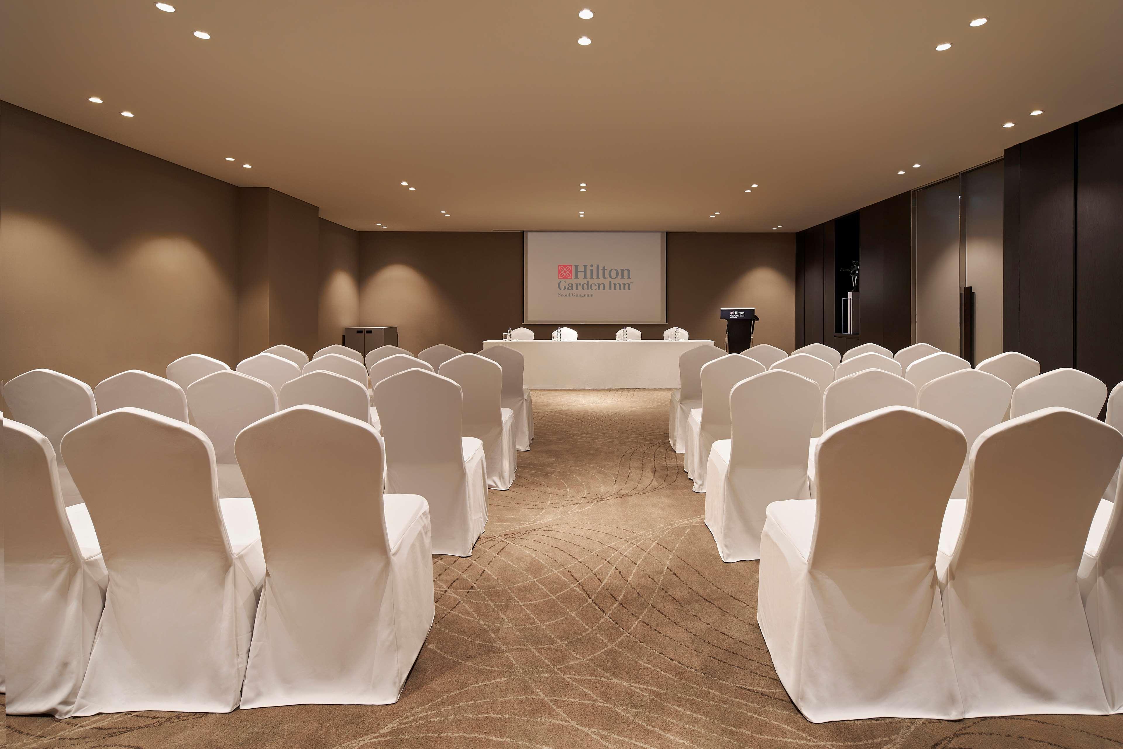 Hilton Garden Inn Seoul Gangnam ภายนอก รูปภาพ