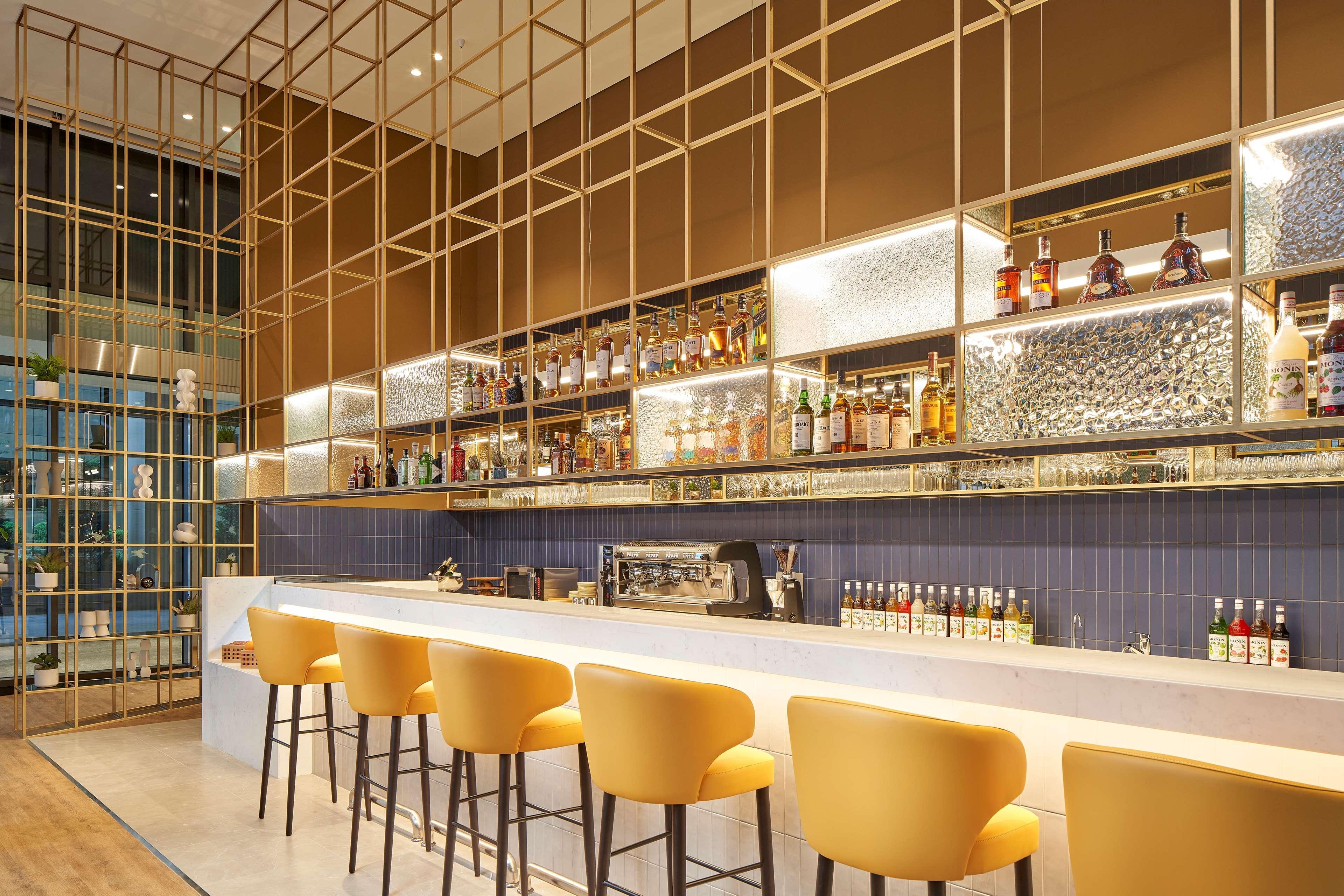 Hilton Garden Inn Seoul Gangnam ภายนอก รูปภาพ