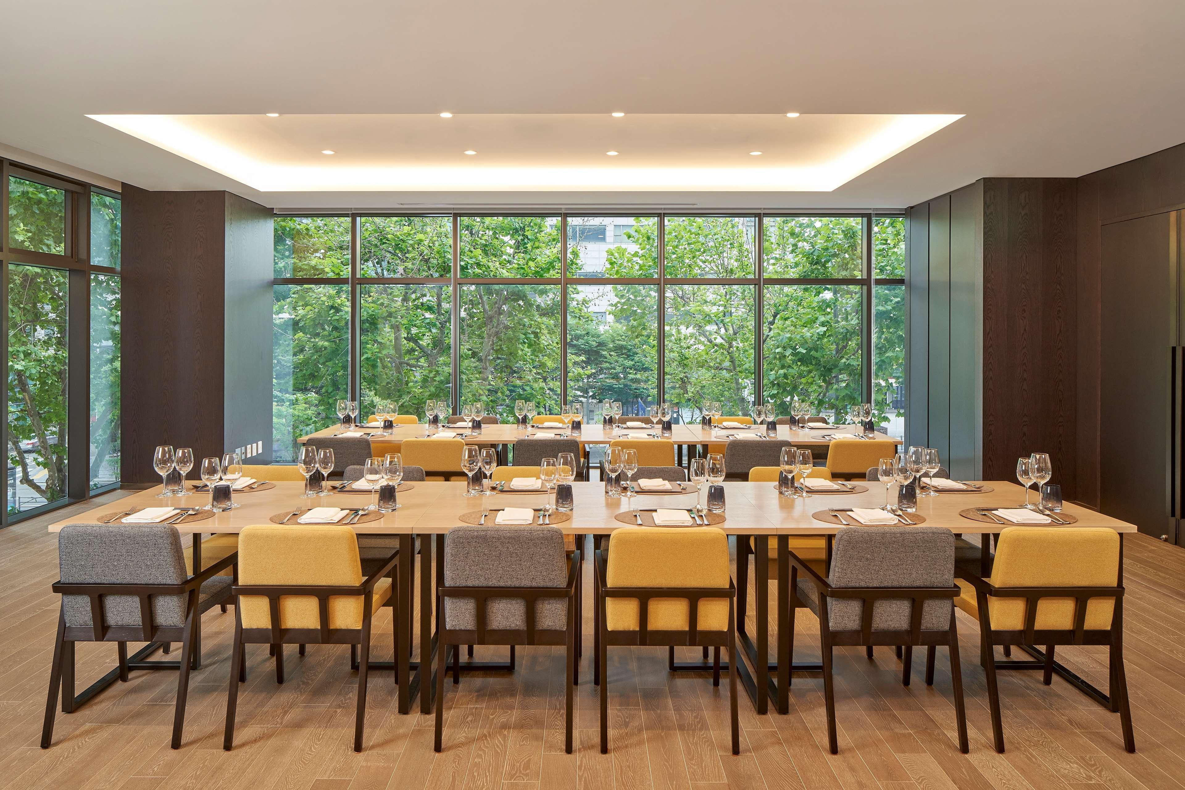Hilton Garden Inn Seoul Gangnam ภายนอก รูปภาพ