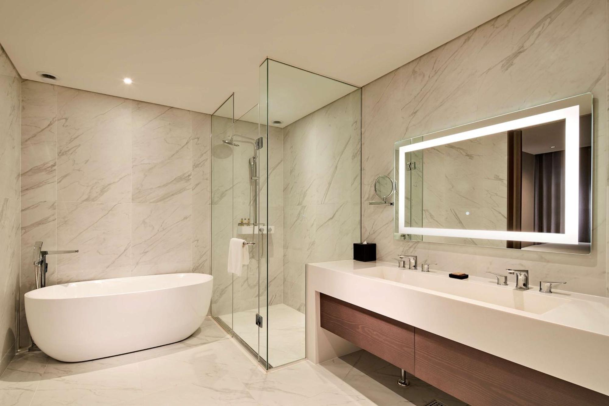 Hilton Garden Inn Seoul Gangnam ภายนอก รูปภาพ
